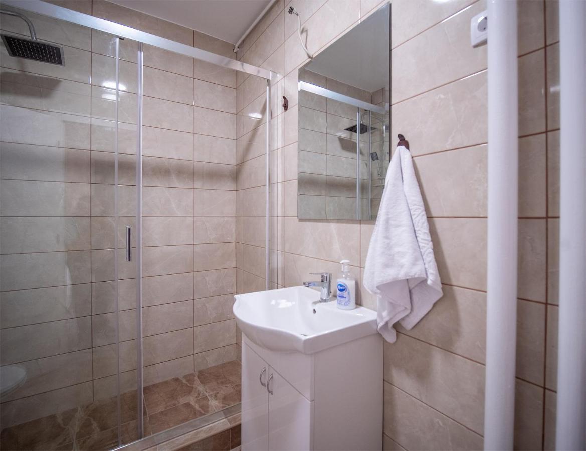 Apartman Sara Διαμέρισμα Νόβι Σαντ Εξωτερικό φωτογραφία