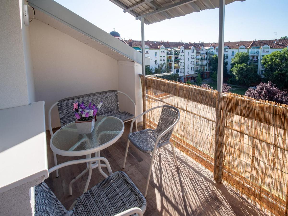 Apartman Sara Διαμέρισμα Νόβι Σαντ Εξωτερικό φωτογραφία