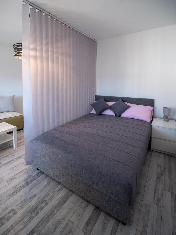 Apartman Sara Διαμέρισμα Νόβι Σαντ Εξωτερικό φωτογραφία