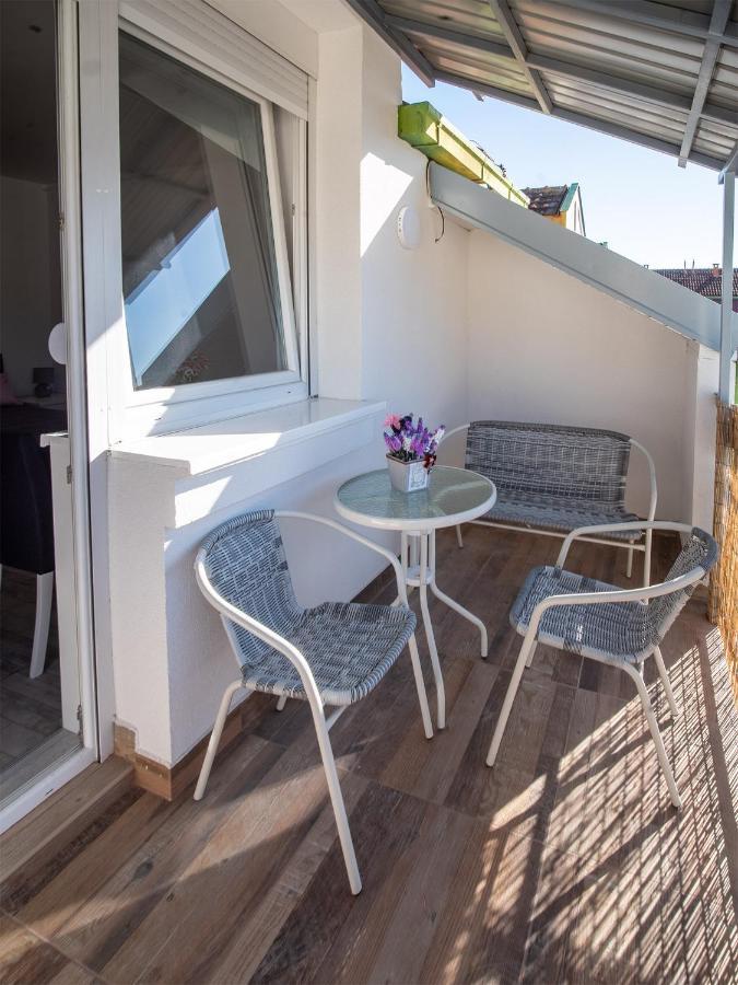 Apartman Sara Διαμέρισμα Νόβι Σαντ Εξωτερικό φωτογραφία